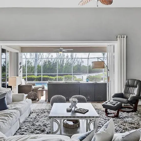 Villa Height Of Luxury In Bird Section Of Punta Gorda Isles